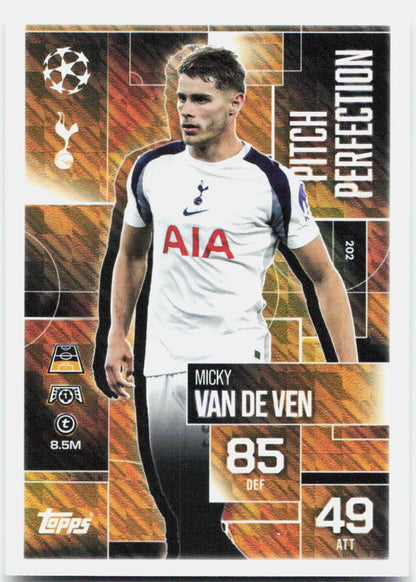 Topps Match Attax UEFA Club Competitions Extra #202 Micky van de Ven (2025-26)
