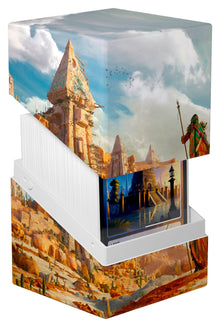 Die RTE Boulder 100+ Artist Edition #2 Deckbox von Mario Renaud demonstriert die Aufbewahrung von sleeved Magic: The Gathering Sammelkarten