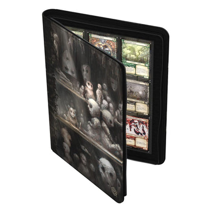 Ultimate Guard: MTG Duskmourn Zipfolio 360 - Dollmaker’s Shop